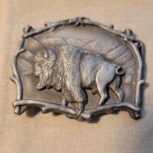 Vintage belt buckle. New.